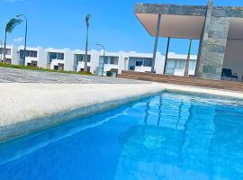 Casa Familiar a Pasos del Mar Playa y Felicidad, holiday home in Manta