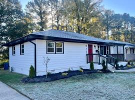 Pansija Mirabelle 3bd/1ba 5 min from Downtown/Duke/RTP pilsētā Darema