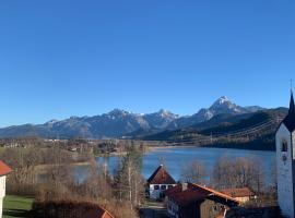 Pension Rexha am Weißensee, гостевой дом в Фюссене