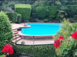 Residence Villa Alba room nr 415, apartament cu servicii hoteliere din Gardone Riviera