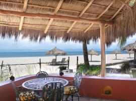 SimplyBaku - Beach Amanecer, holiday home in Cruz de Huanacaxtle