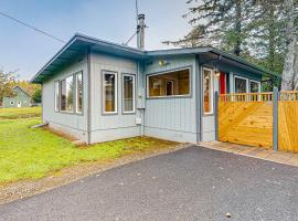 Little Wygant Road Retreat, holiday home in Coos Bay