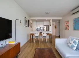 Treetops Erskineville Apartment w Parking & Aircon