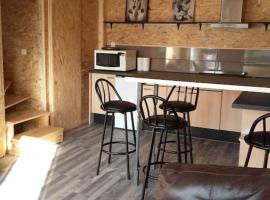 Cabane perchée、サン・ブリューのホテル