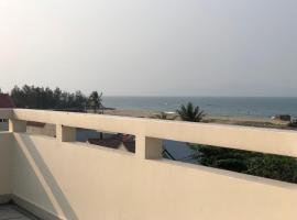 Lovely Beach Apartment - An Bang Seaside, leilighet i Tân Thành (1)