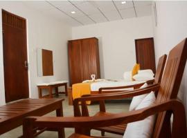 Trinco Rest House, ξενοδοχείο σε Trincomalee