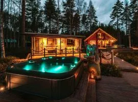 Minivilla Peikonpesä ulkoporeallas & pihasauna
