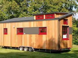 Tiny House Paradies, hotel near Designer Outlet Berlin, Wustermark