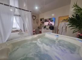 Les Spa de Venus suites avec jacuzzi spa privatif, hotel sa Charavines