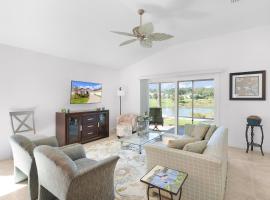 Dyson Pond View Home In The Village Of Marsh Bend, vacation home in The Villages