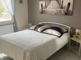 Chambre calme dans villa