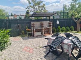 Sara's House, hotel in Skopje