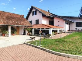 Beautiful Home In Budrovac With Wi-fi: Budrovac şehrinde bir tatil evi