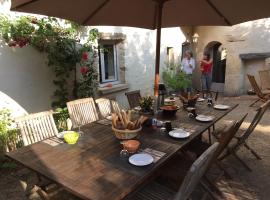 Côté-Serein - Les chambres du Clos-Malo, hotel a Noyers-sur-Serein