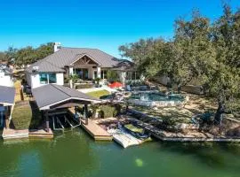 Stunning Lakefront Retreat Pool Boat Lift Spectacular Views