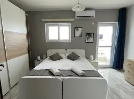 F3 Room 1, Private Double room with private bathroom and balcony