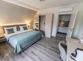 Hökis-Zimmervermietung 8 mit Küchenzeile, cheap hotel in Brande-Hörnerkirchen