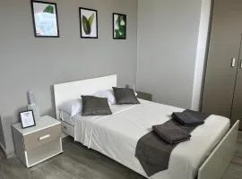 F6-1 Room 1 small double bed shared bathroom in shared Flat