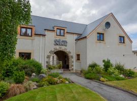 Scandinavian Village Ltd, hotel en Aviemore