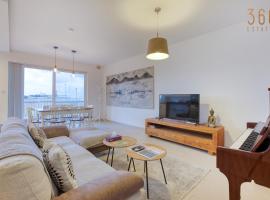 A beautiful spacious home in a picaresque location by 360 Estates: Għaxaq şehrinde bir otel
