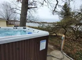 Campau Lake Sunshine cottage