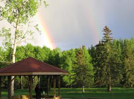 Black Cat Guest Ranch, hotel near Miette Hot Springs, Brule Mines