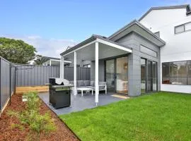 East Side Sands - Pet Friendly - 5 Mins Walk to Beach