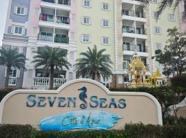 Seven Seas Cote d'Azur, Jomtien Beach Pattaya, hôtel à Na Jomtien