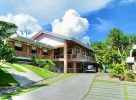 Casa Lorenzo powered by Cocotel, pet-friendly hotel in Daraga