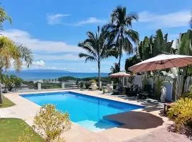 Seaview Residence Garden Room1