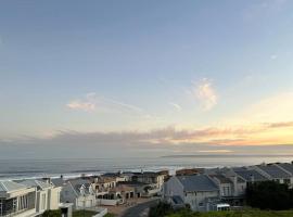 Spacious Beach Breakaway, hótel í Groot-Brakrivier