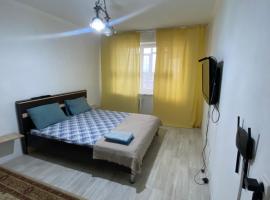 Уютные апартаменты в 11 микрорайоне (центр города), отель в Актобе