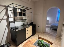 Garden House Apartments, hotell Cēsises