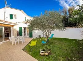 Maison familiale en plein cœur de la Couarde sur Mer