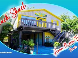 Ami Beach Shack, hotel cerca de Playa Holmes, Bradenton Beach