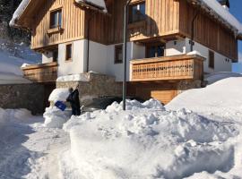 Golfchalet 3 confini, hotel in Tarvisio