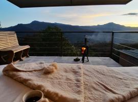 Mamaterra Glamping, glamping site in Macanal