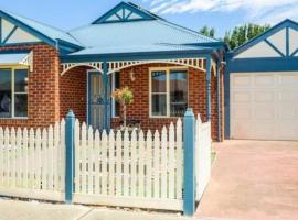 Foxy's Cottage, Ferienhaus in Point Cook