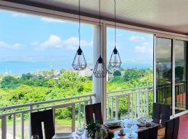 Villa Sweet Caraïbes, standing, vue mer, hotel din Les Trois-Îlets