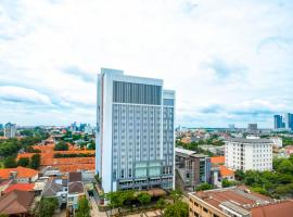 Grand Swiss-Belhotel Darmo, hotell i Surabaya