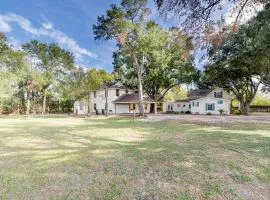 BELVEDERE Home with big pool-near Houston Downtown