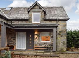 Cottage No,1 - Uk41846, hotel with parking in Aberfeldy