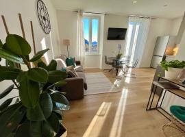 Residenza IL LAGO - Cernobbio center, hotel v destinaci Cernobbio