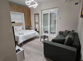 Studio near US Embassy with balcony