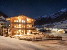 Haus Alpenprinzessin Luxury Naturperle helles Holzhaus zentral , modern & großräumig