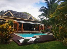 Casa del Dodo Villa de luxe avec piscine, villa i Rivière Noire