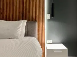 Zen Gardens Apartment, 350 yards from Eagle Beach!