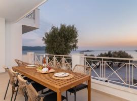 SeaView Apartment 2, hotel in Samos