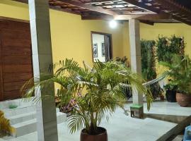 Casa com piscina, pet-friendly hotel in Camaçari