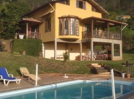 Vale do sol, hotel with parking in Areal